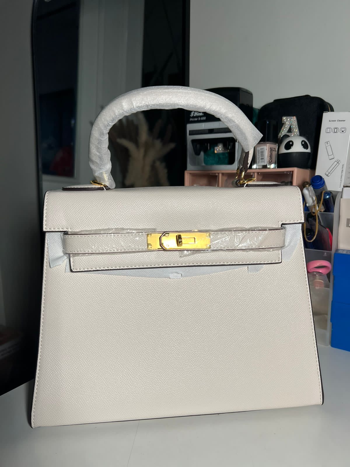 White big Kelly hand bag (In Stock)
