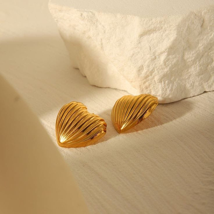 Heart studs