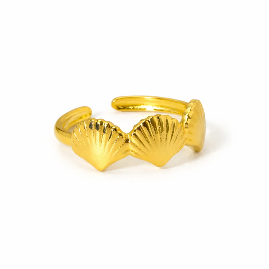 Leave petal ring