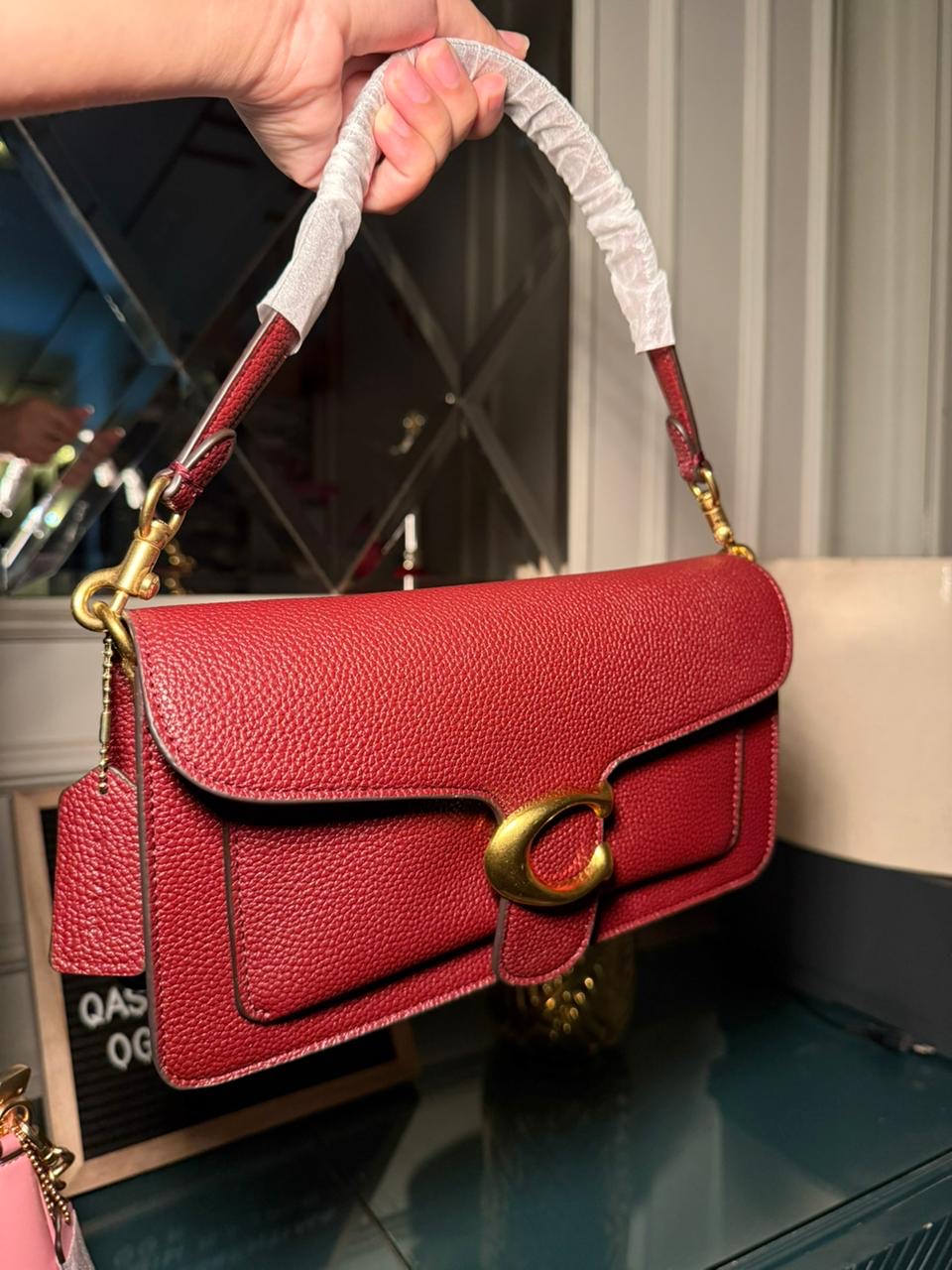 MAHROON TABBY COACH SHOULDER BAG  (WITH BOX) (IMMEDIATE DELIVERY AVAILABLE) 26CM