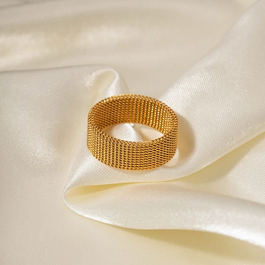 Circle Ring