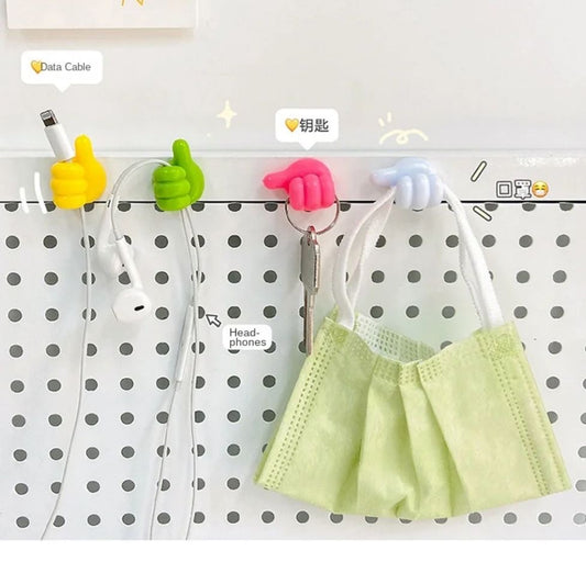 Hand shaped rubber holder