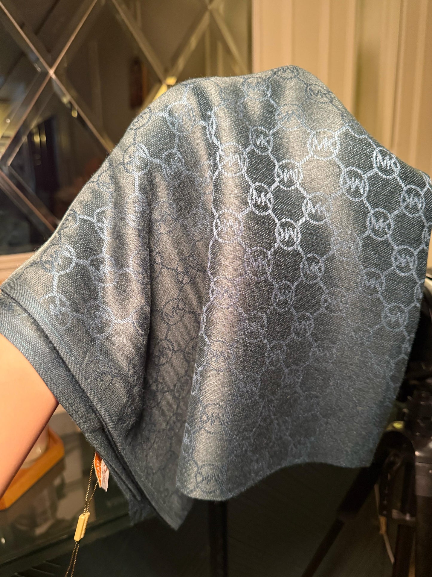 MICHEAL KORS Green scarf/ stole (IMMEDIATE DELIVERY AVAILABLE)