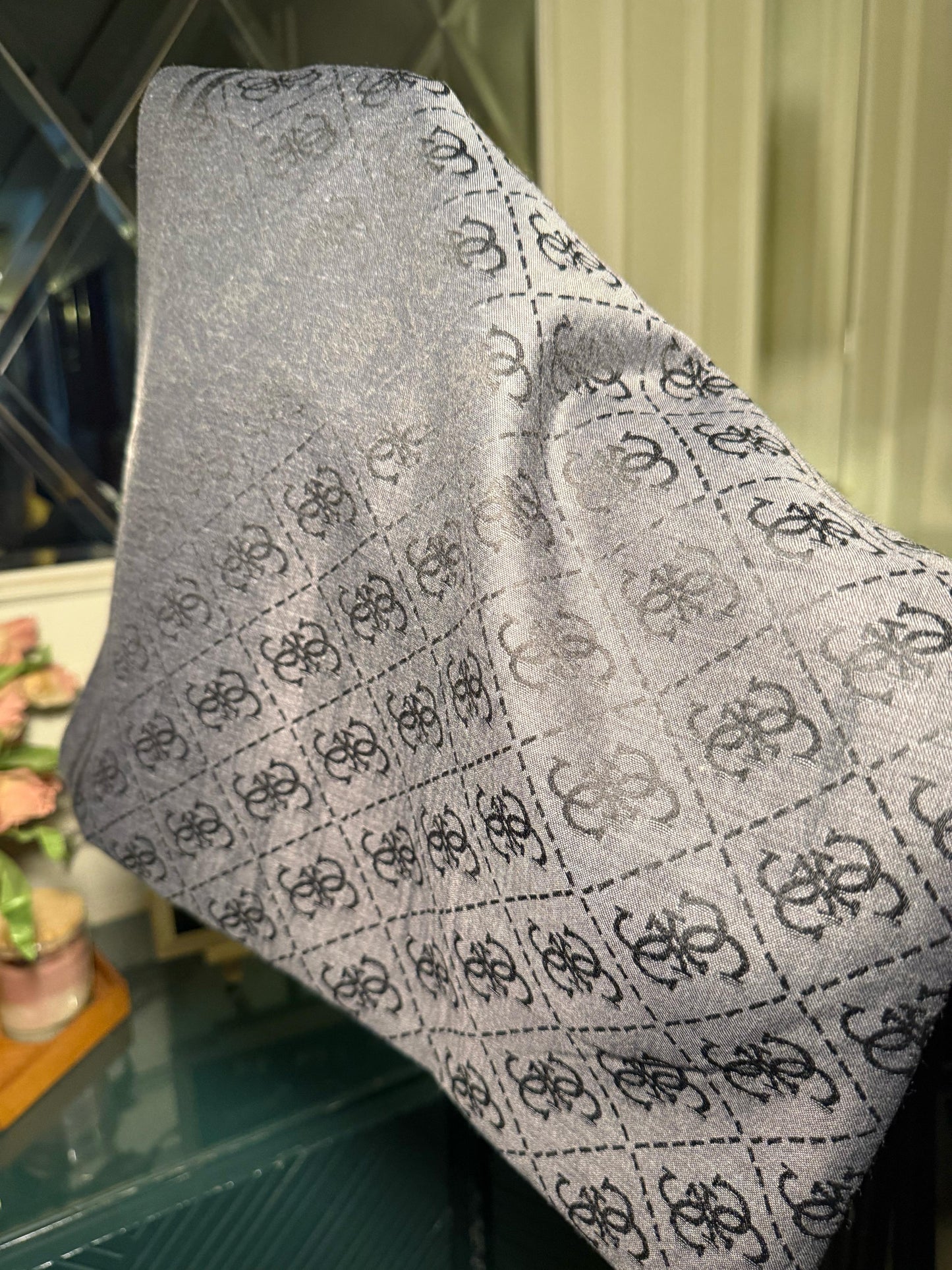 GUESS Black scarf/ stole (IMMEDIATE DELIVERY AVAILABLE)