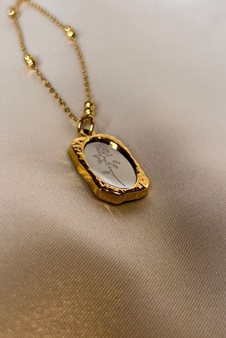 Grey rose necklace