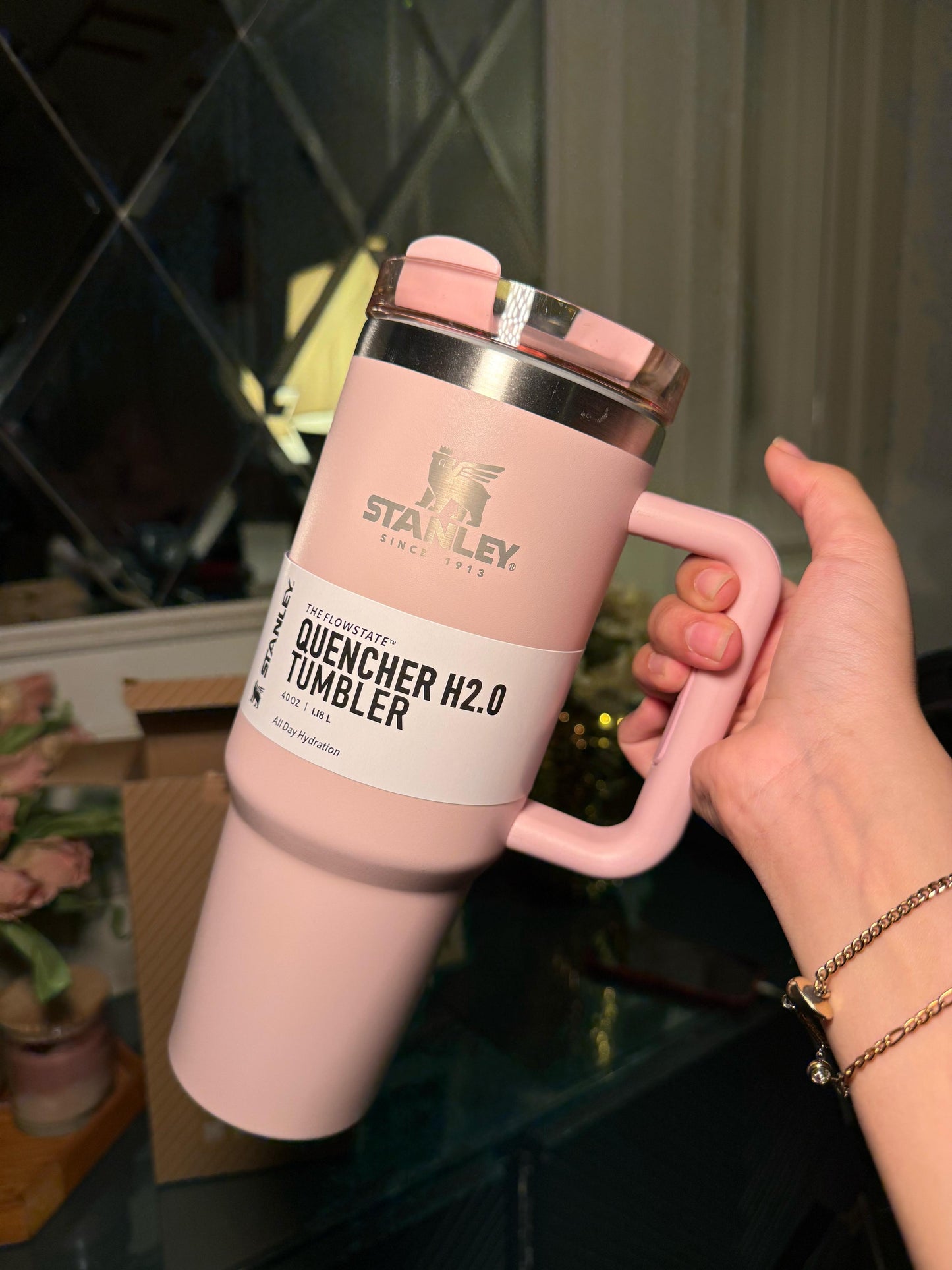 Pink Stanley 40oz (IMMEDIATE DELIVERY AVAILABLE)