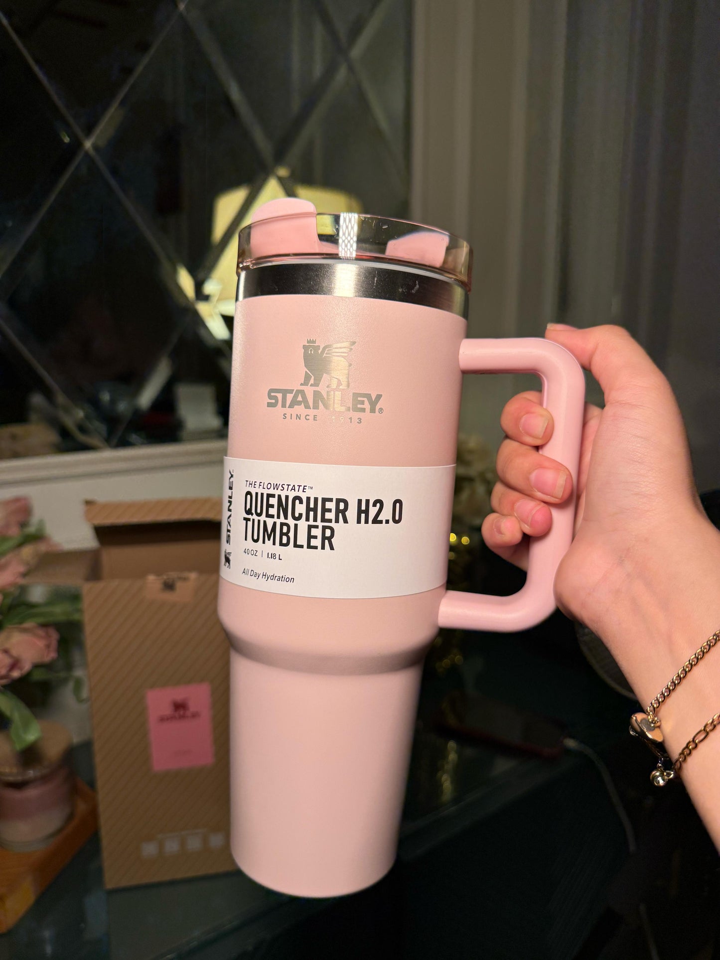 Pink Stanley 40oz (IMMEDIATE DELIVERY AVAILABLE)