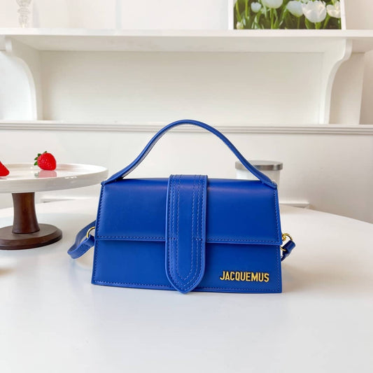 Navy blue Jacquemus hand bag (in stock)