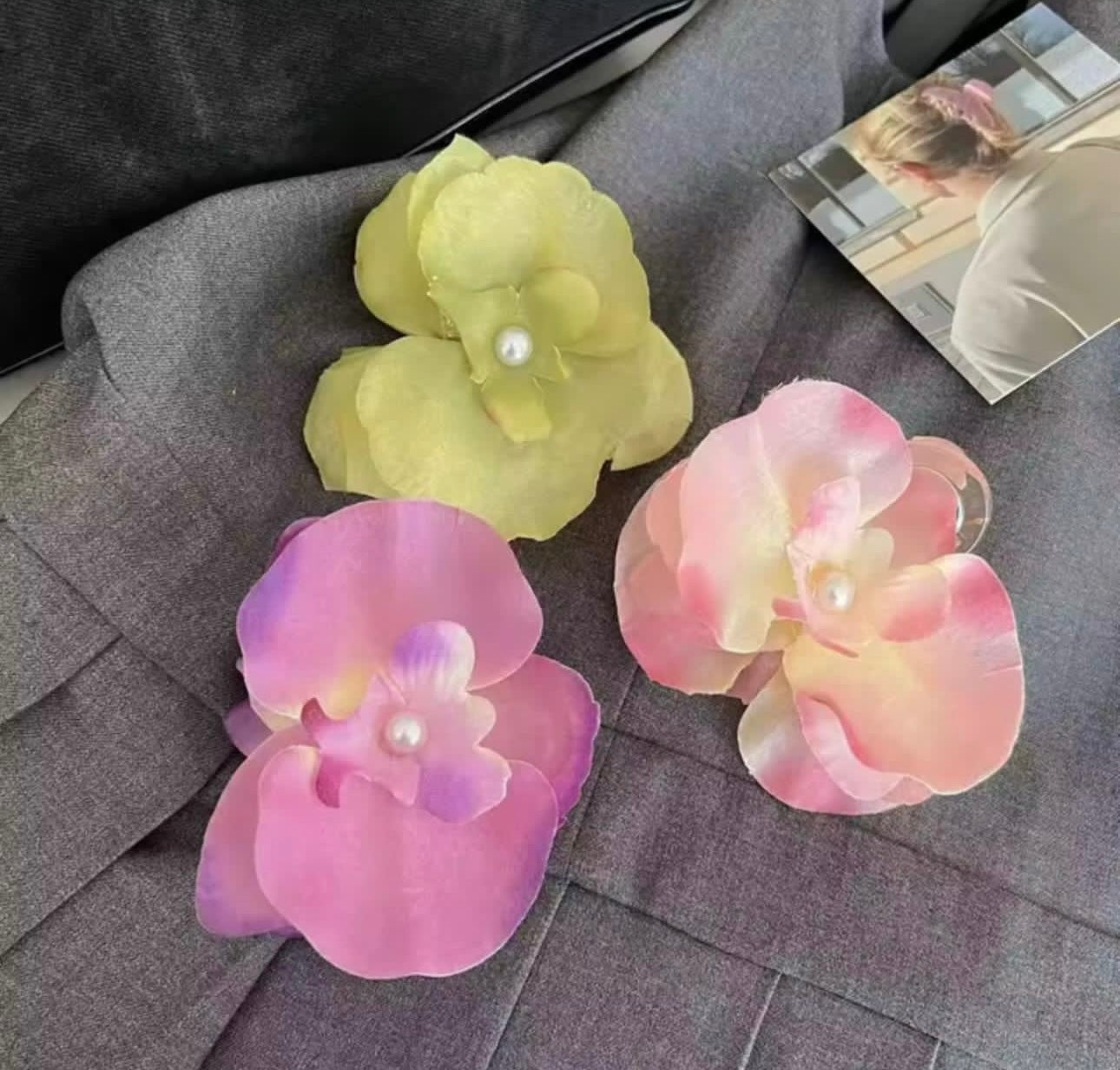 Petunia hair Claws