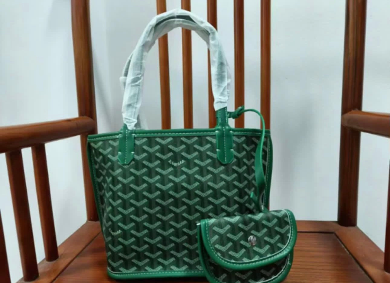 Green Goyard tote bag (available for immediate delivery)