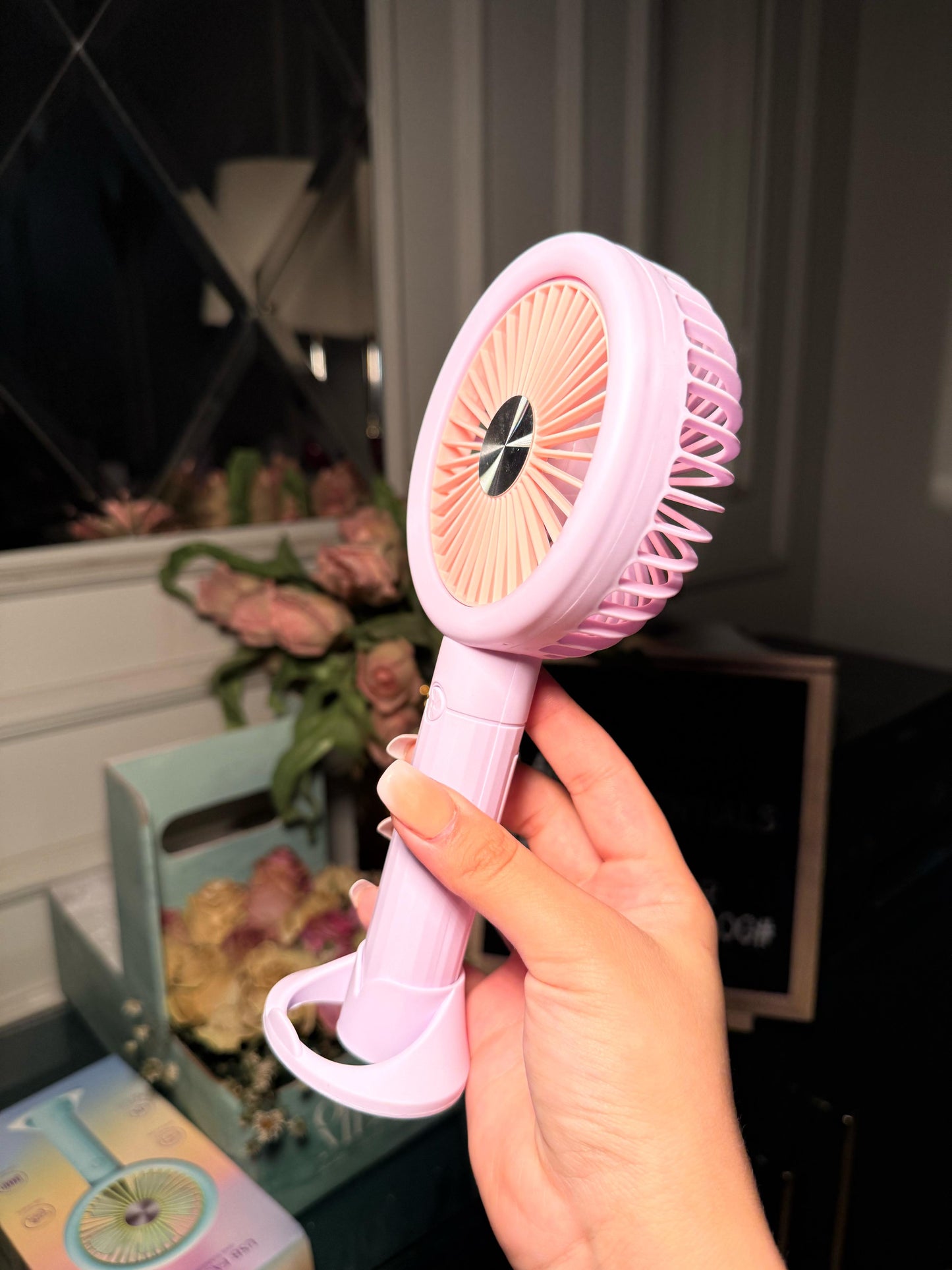 Lilac Breeze Blower Fan F20