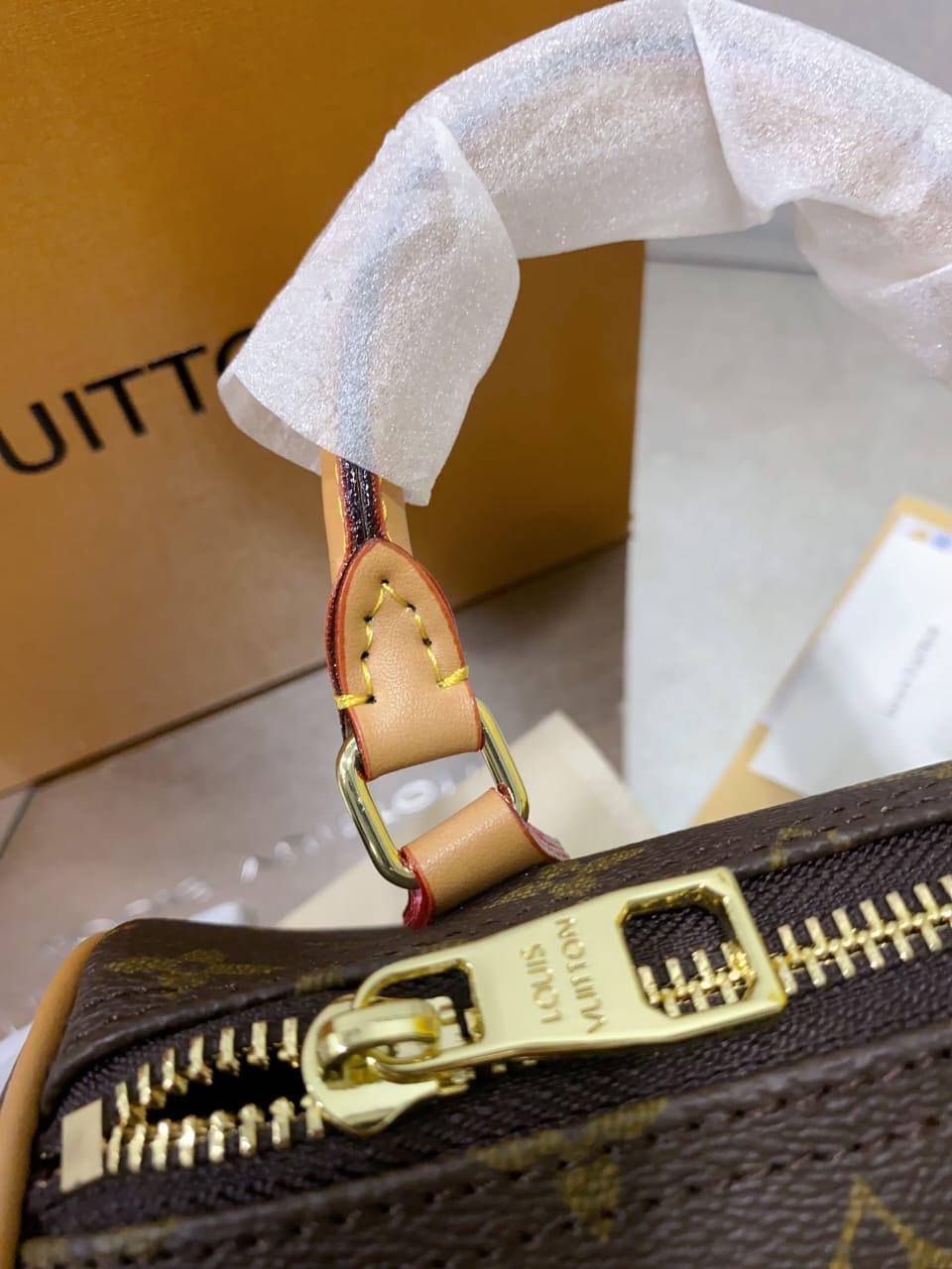 Lv box bag (available for immediate delivery)