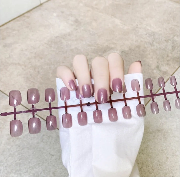 Round Shape Press On Nails π
π»