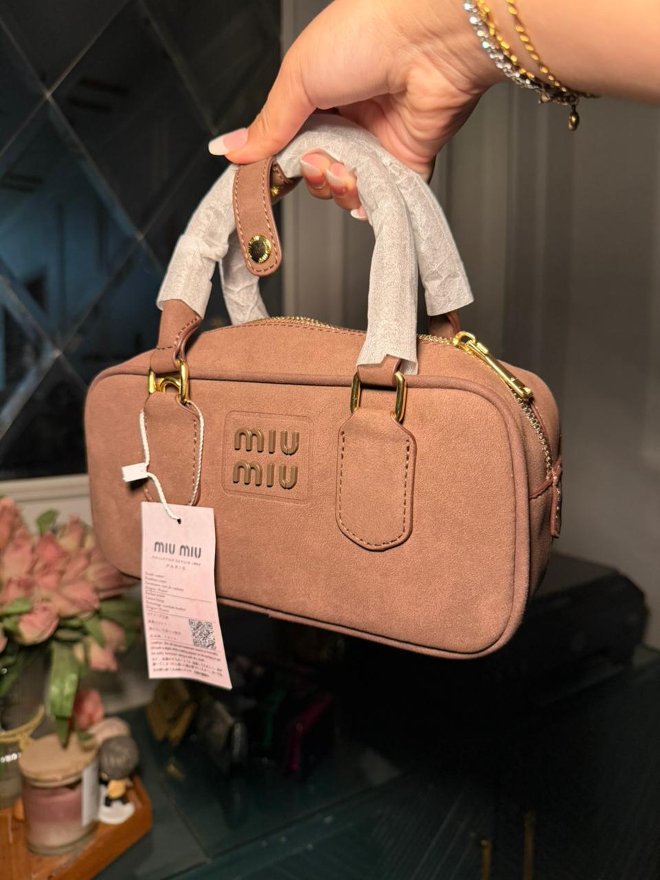Miu Miu Leather Top Handle Bag(With Box)