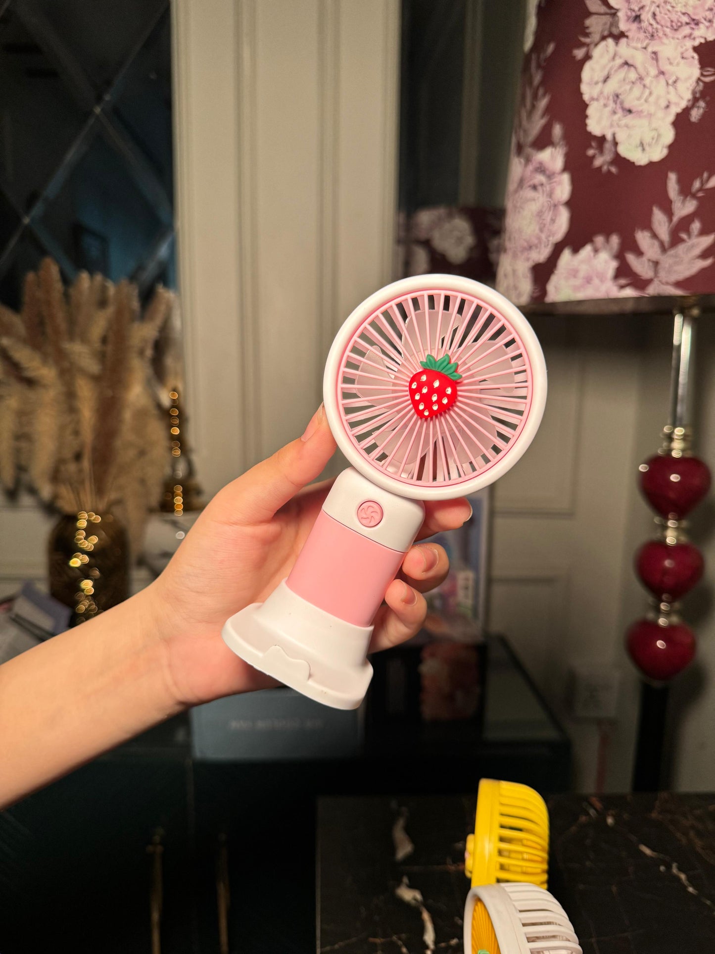 F13 Strawberry mini fan