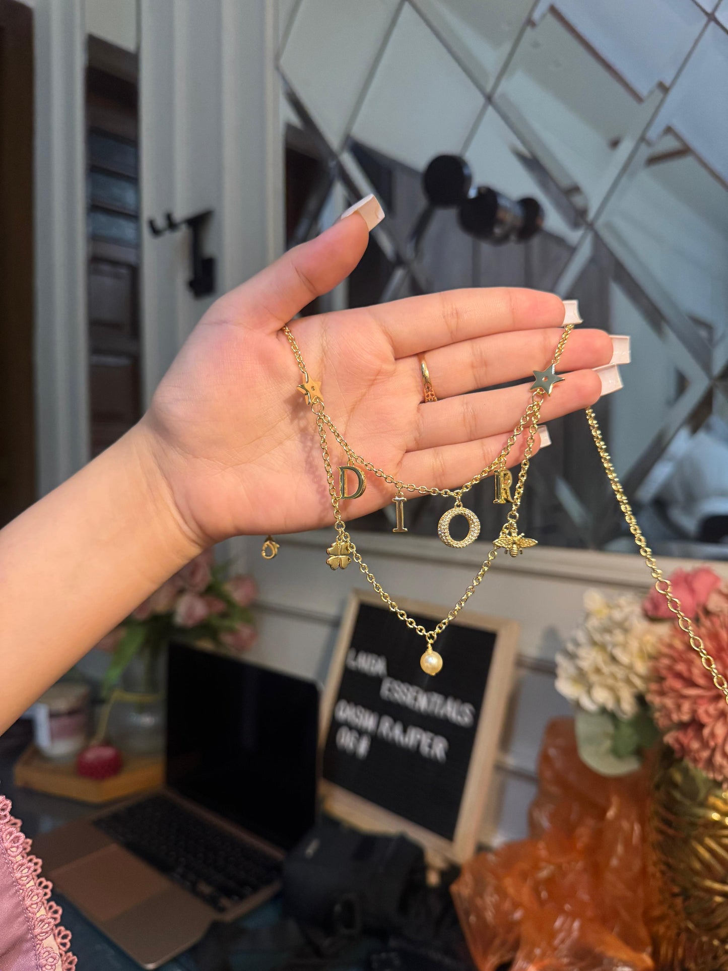 Dual layered luxury Dior necklace (instock)