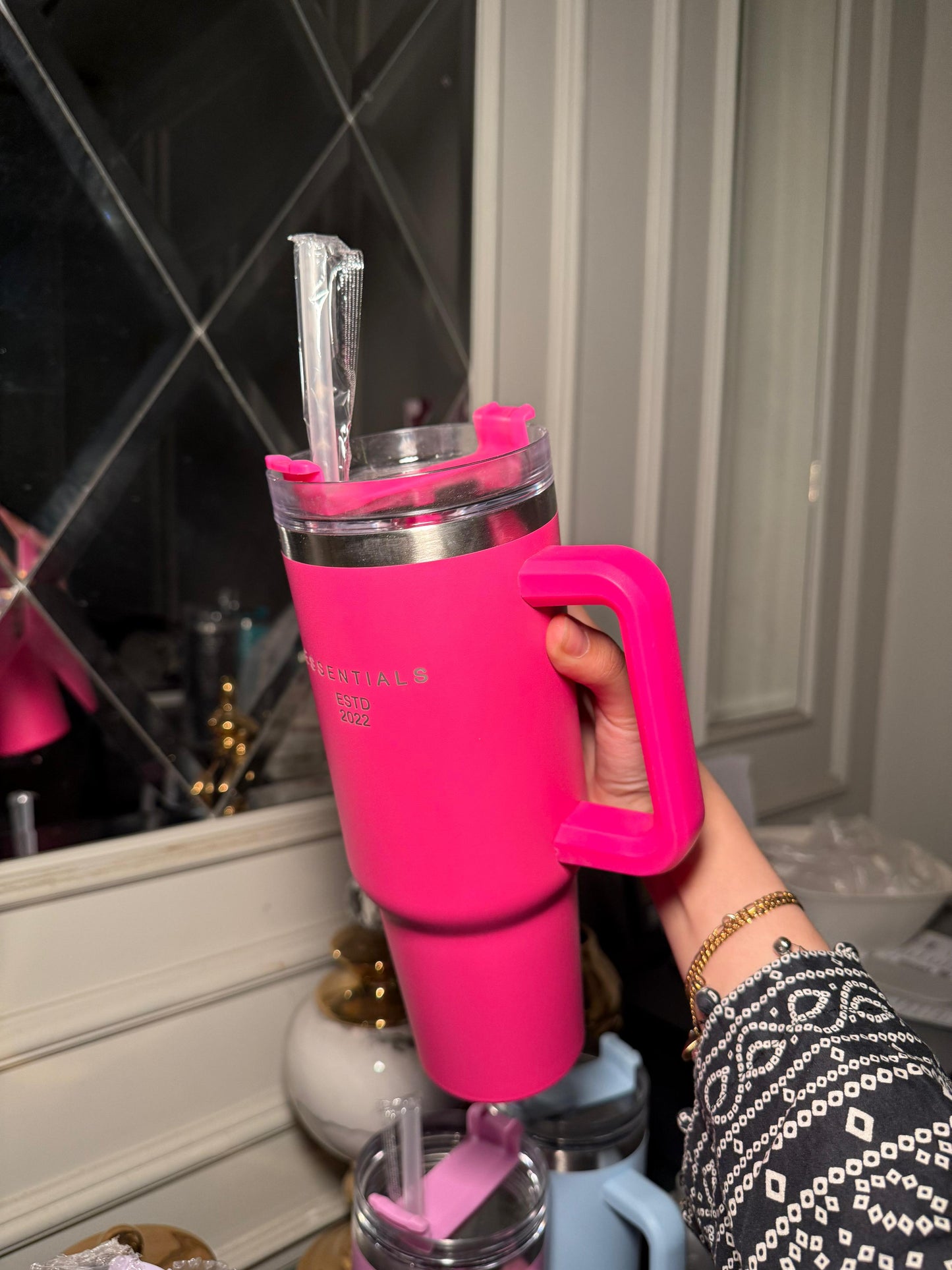 Barbie pink Flask tumblr 40 oz