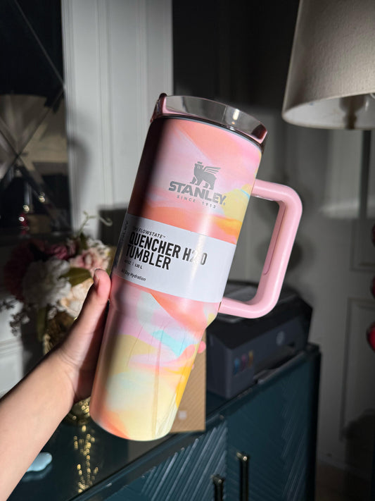 Pink candy Stanley 40oz (IMMEDIATE DELIVERY AVAILABLE)