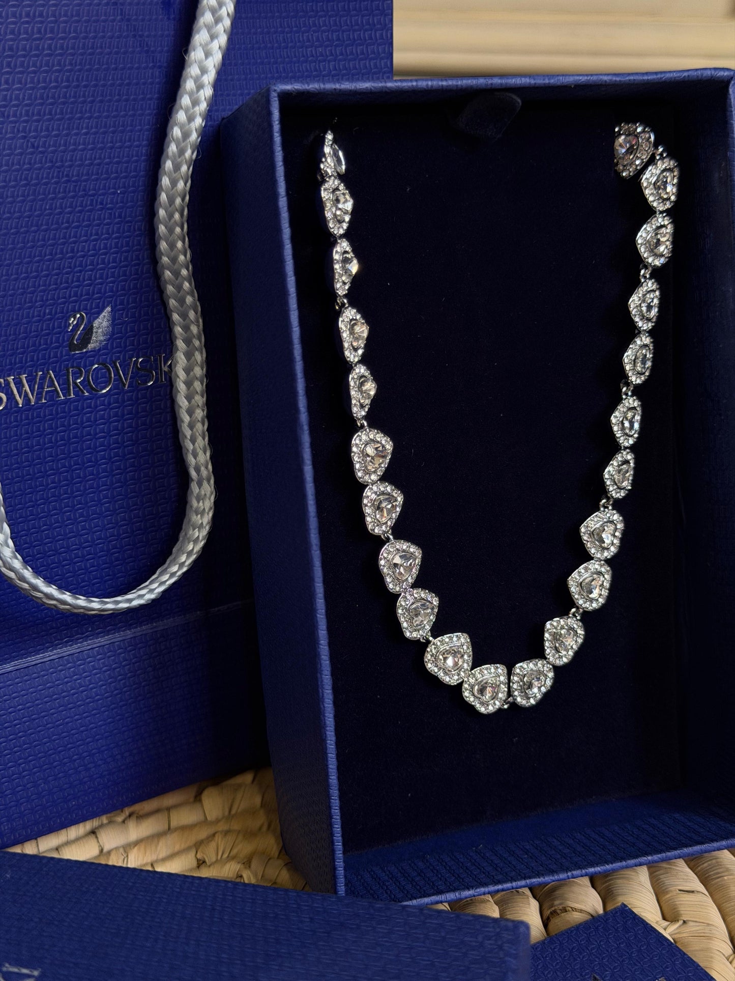 Ariana Grande x Swarovski necklace Mixed cuts, Heart, White, Rhodium plated(with box & proper packaging)