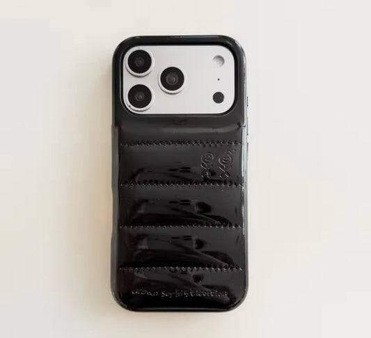 The Puffer Case Black Urban sophistication (15-20 Days Delivery Time)