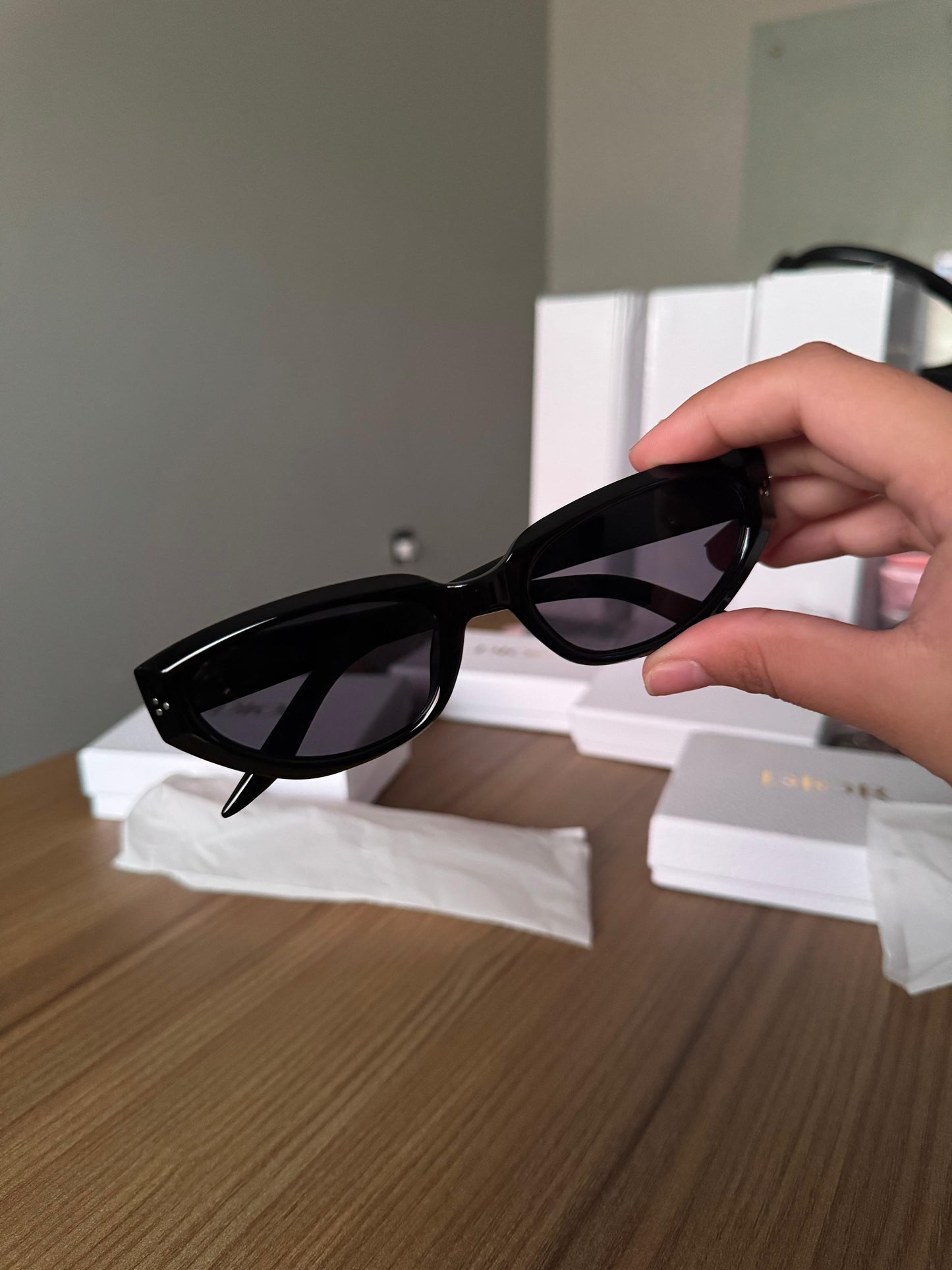 Gentle Monster Cat-Eye Sunglasses