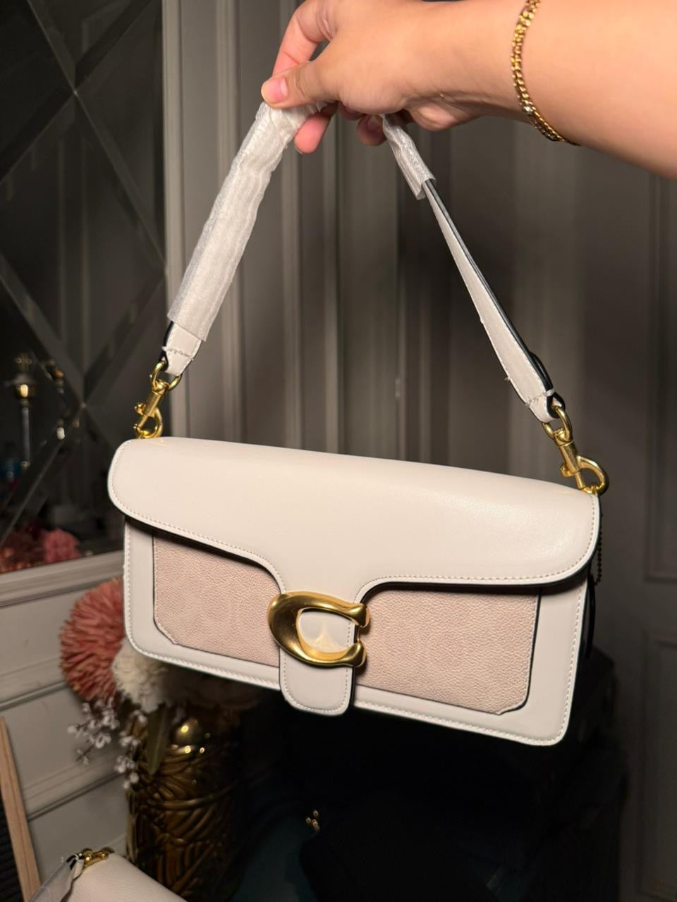 White Coma Coach Shoulder (WITH BOX) (IMMEDIATE DELIVERY AVAILABLE)