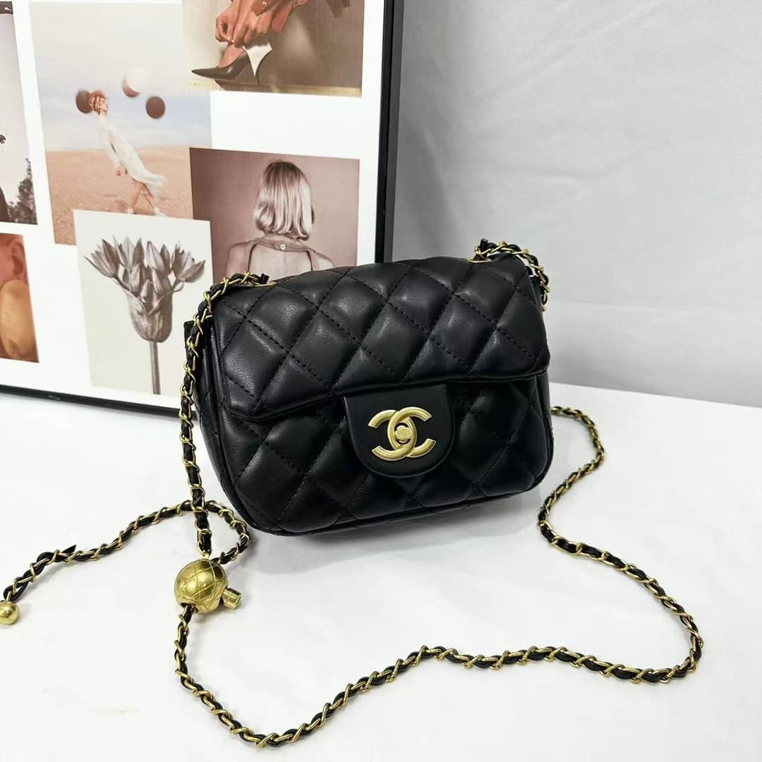 Mini Black Chanel (pre order)