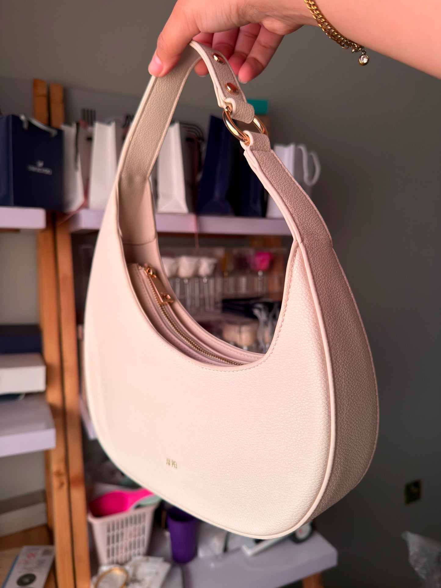 JW PEI Women's Harlee Shoulder Bag without box