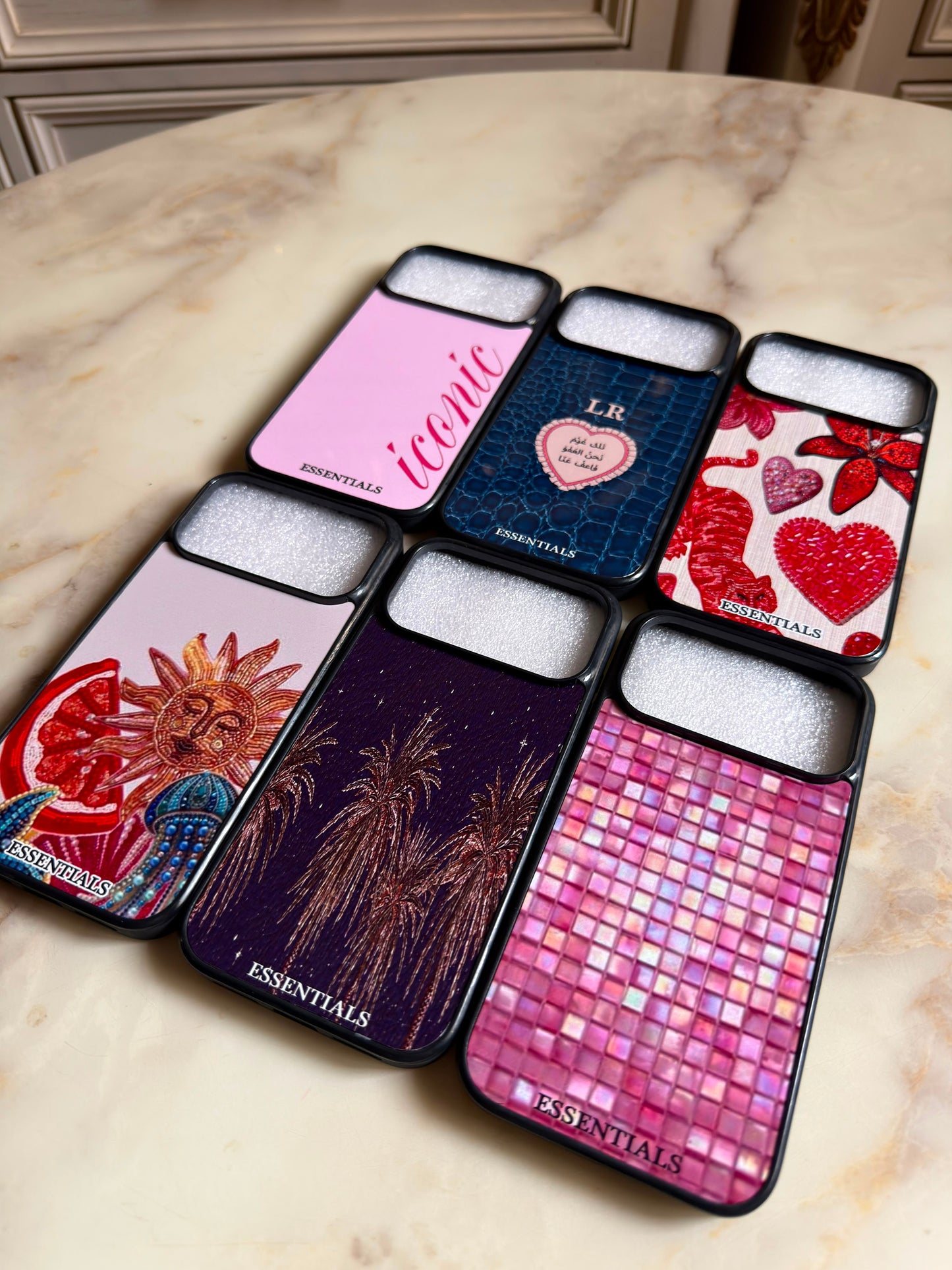 Iconic Romance Collection-iPhone 17 Pro Max