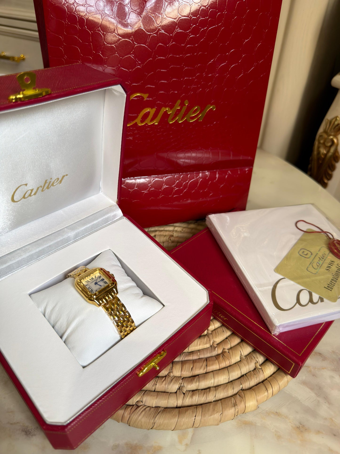 Cartier-PANTHÈRE DE CARTIER WATCH(with box & proper packaging)