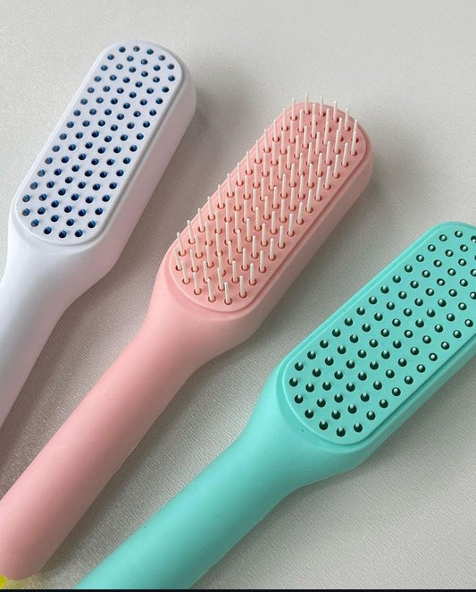 Portable hair brush