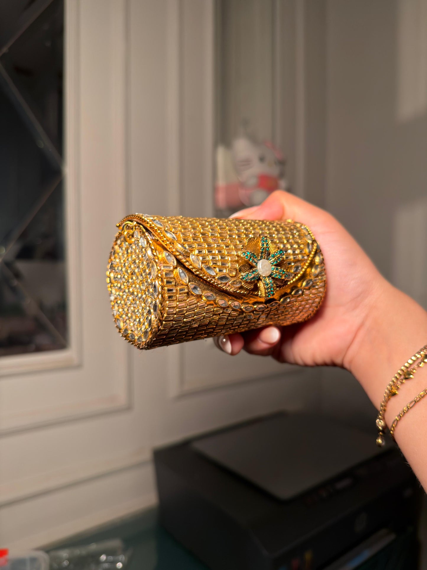 Golden Kundan Flower Clutch
