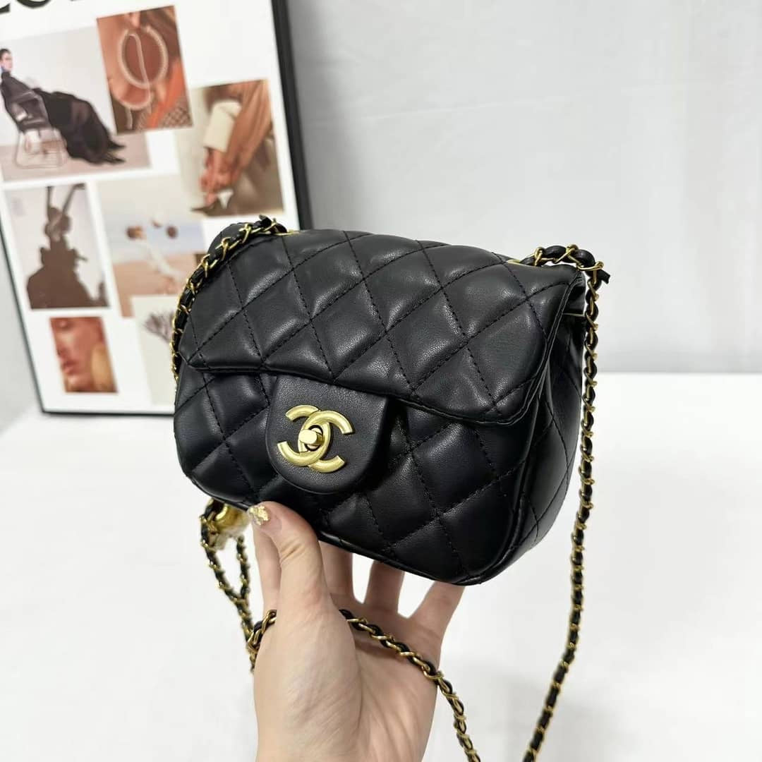 Mini Black Chanel (pre order)