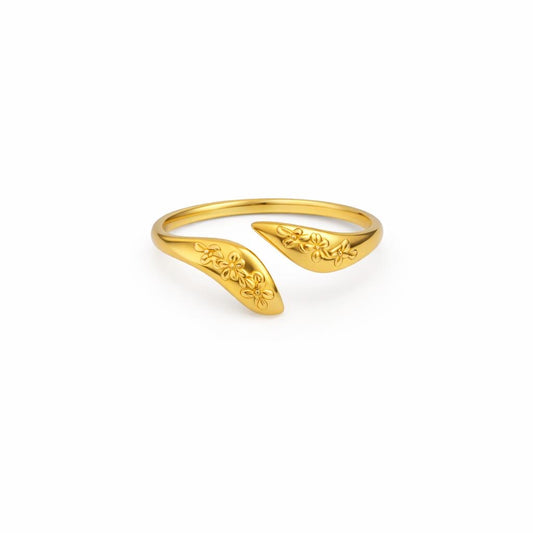 Gold border ring