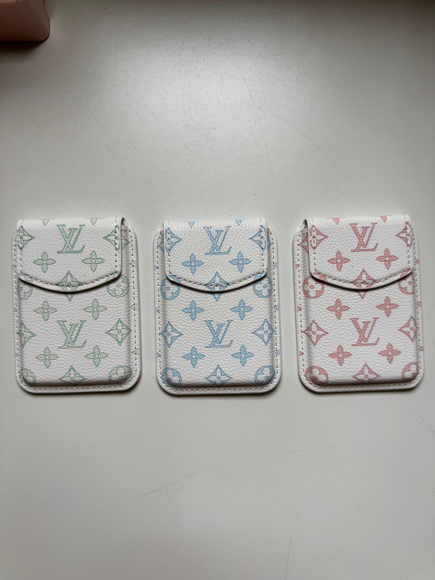 MagSafe card holder Phone