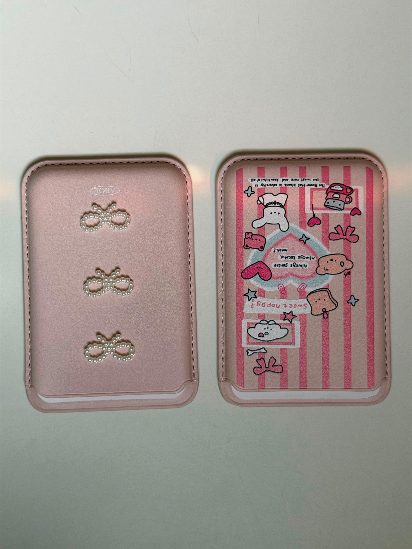 MagSafe card holder for phone