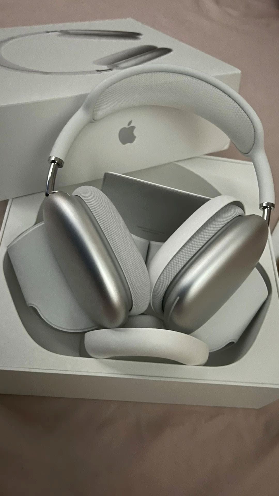 Apple AirPods Max (18-25 DAYS DELIVERY TIME)