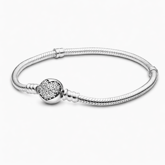 Pandora Moments Snake Chain Bracelet with Pavé Heart Clasp – High quality, with Pandora packaging.
