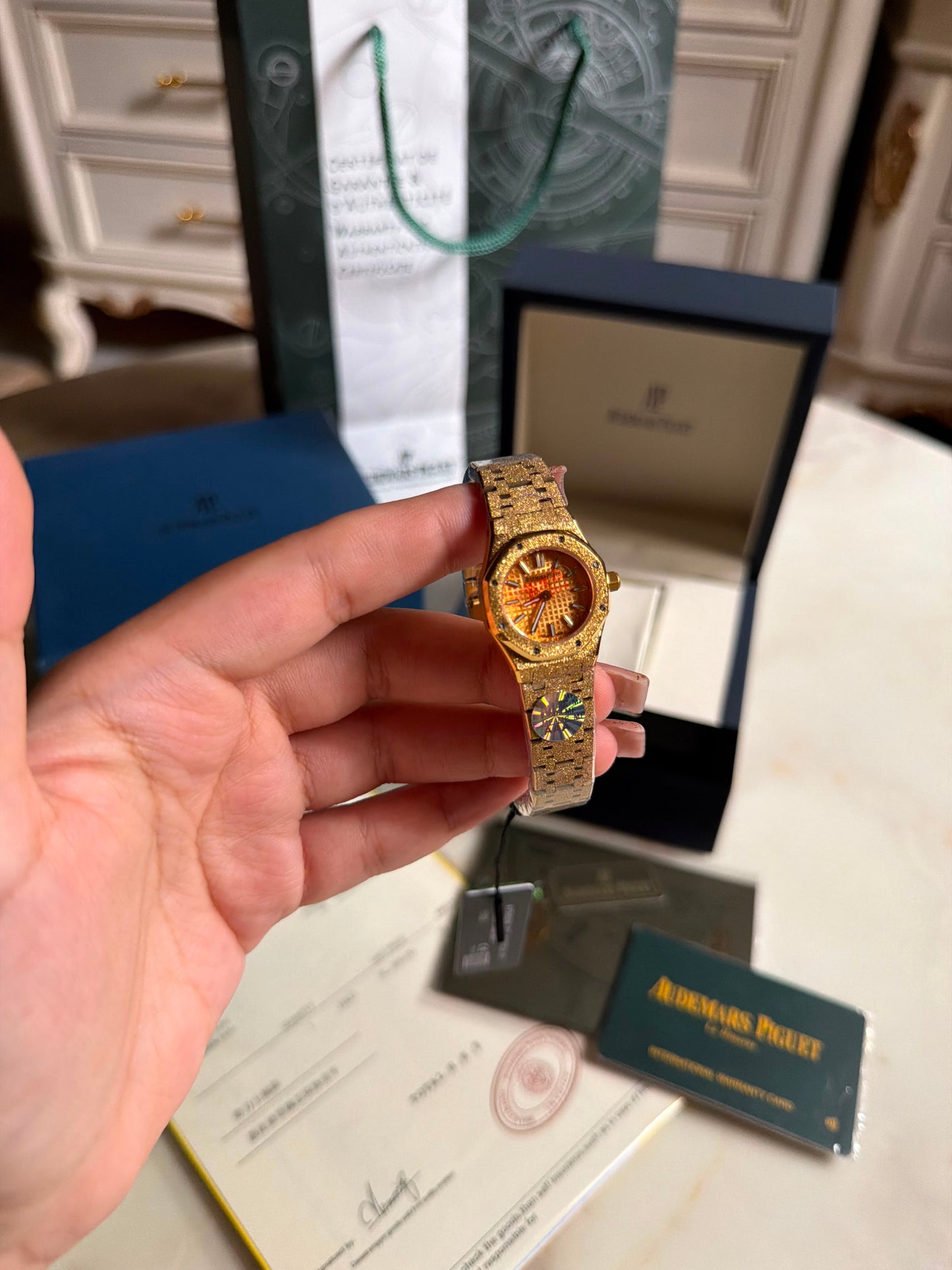 Audemars Piguet Watch (With Box & Proper Packaging)