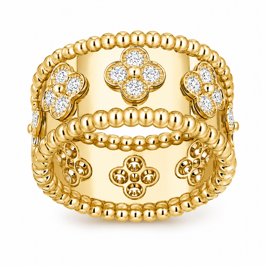 Van Cleef & Arpels Perlée clovers ring