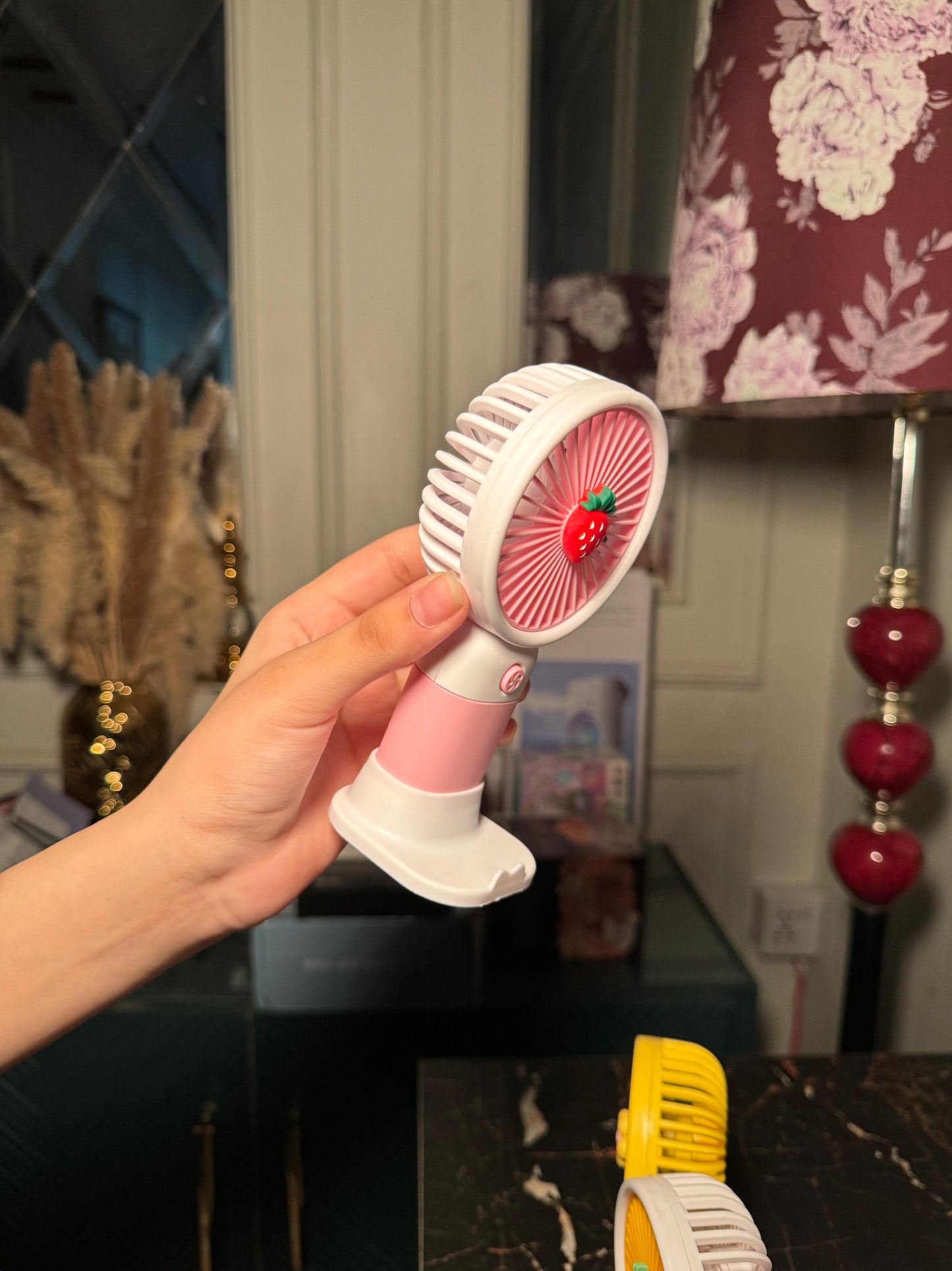 F13 Strawberry mini fan