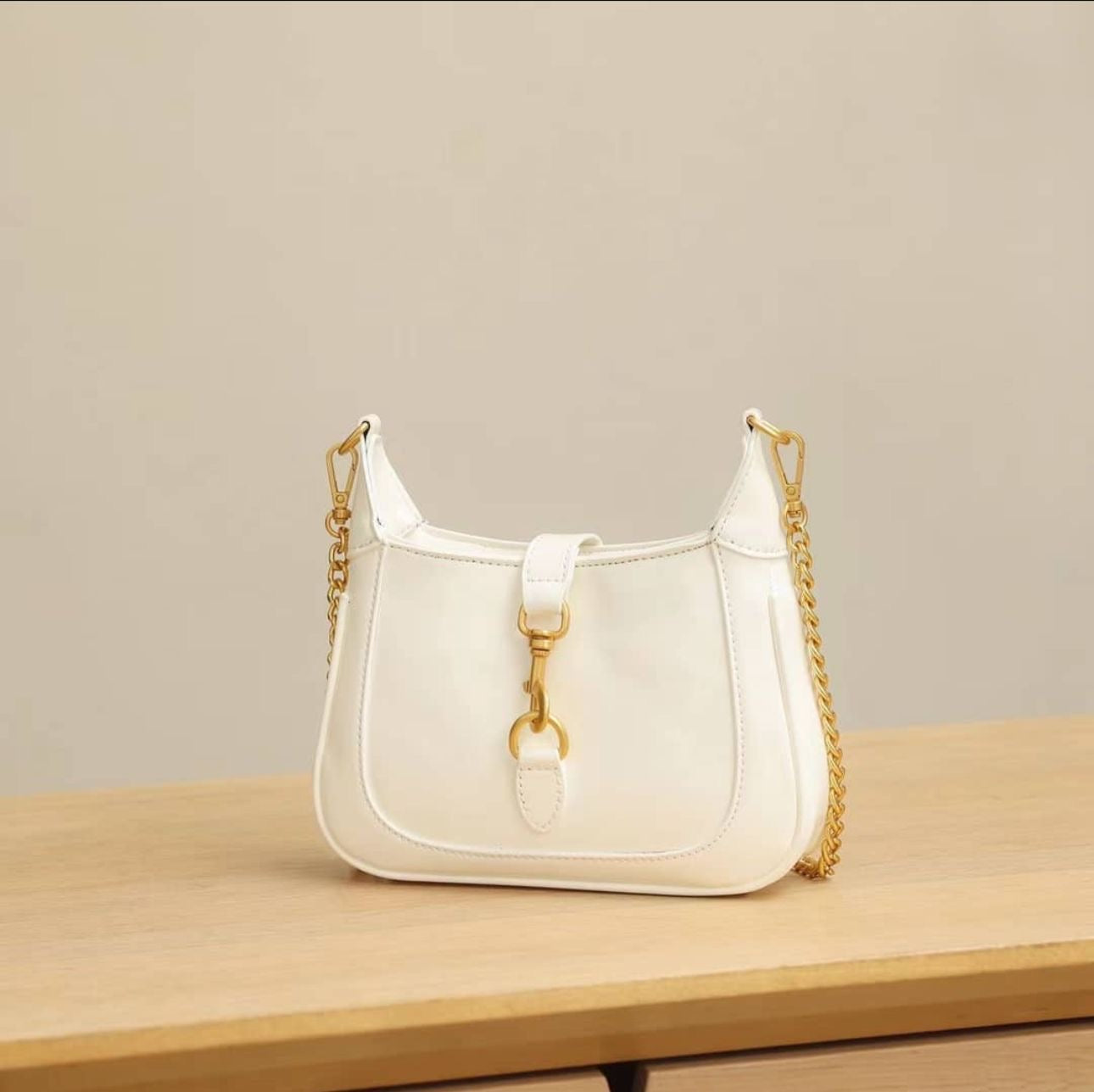 Half moon bag Pre order (15-20 days )