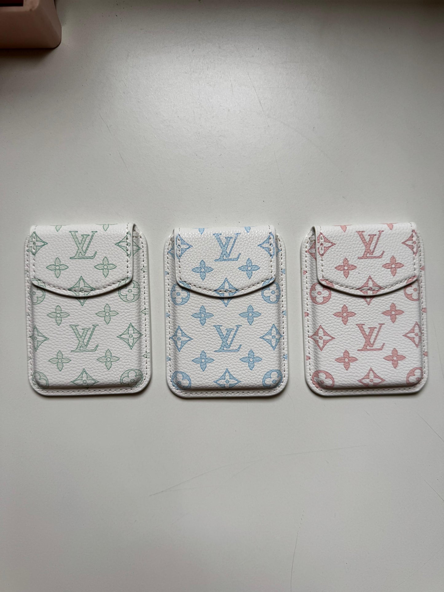 MagSafe card holder Phone