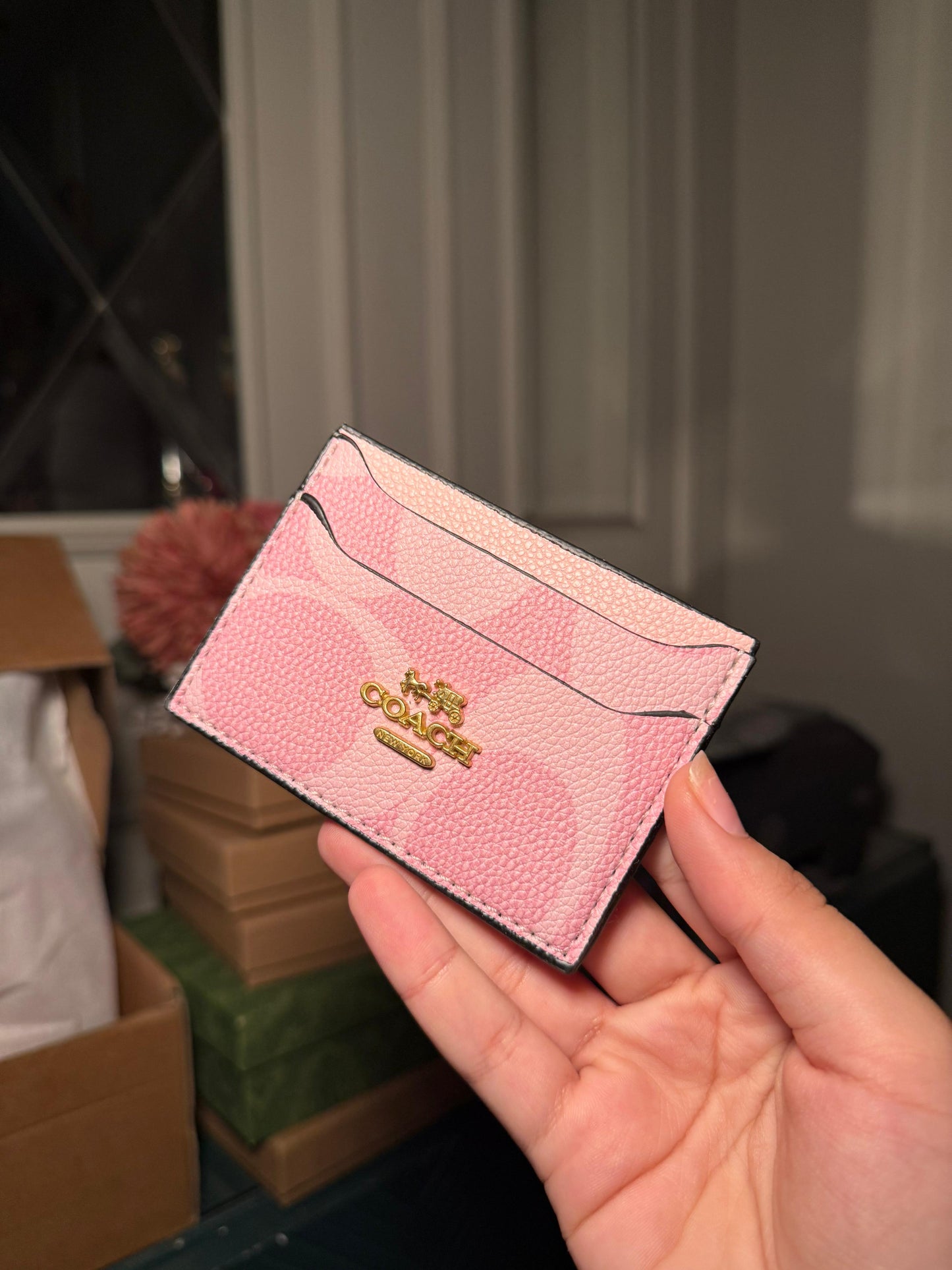 Coach Signature Canvas Card holder Case in Pink.(IMMEDIATE DELIVERY AVAILABLE)