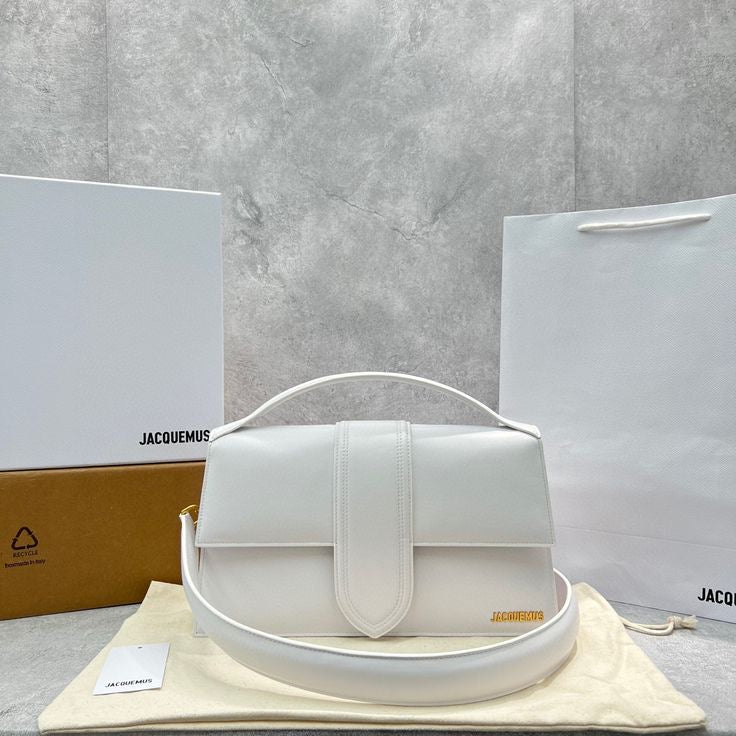 Jacquemus hand bag (pre order)