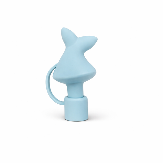 Whale tale straw cover