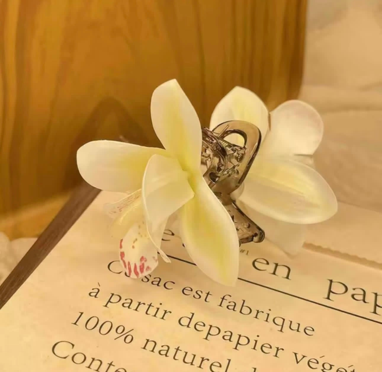 Orchid hair claws