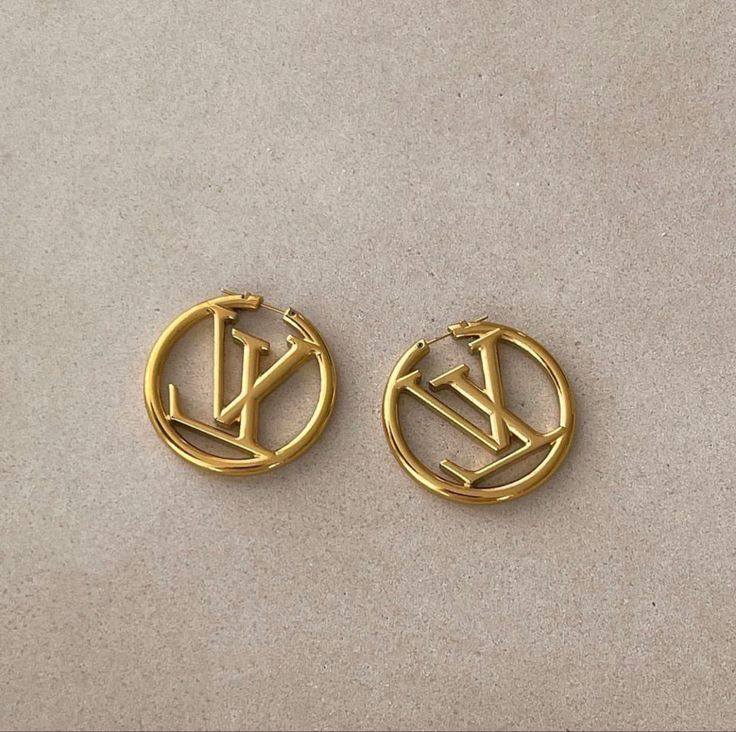 Plain Golden Louis Vuitton hoops (pre order)