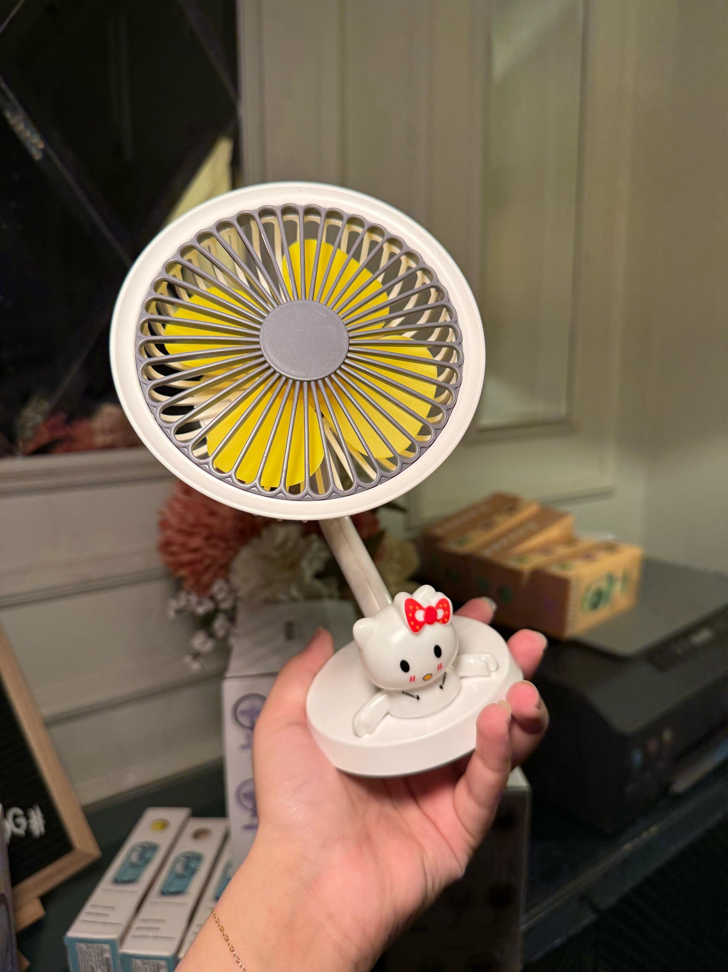 Hello kitty Big stand fan