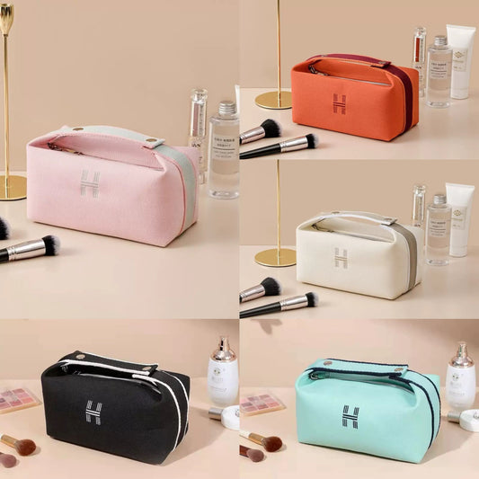 HERMES POUCHES